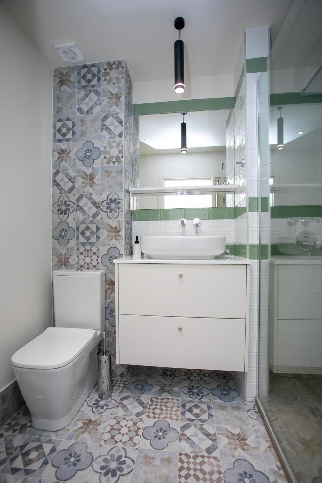Palmove Luxurious Beachfront Apt Larnaca Exteriör bild